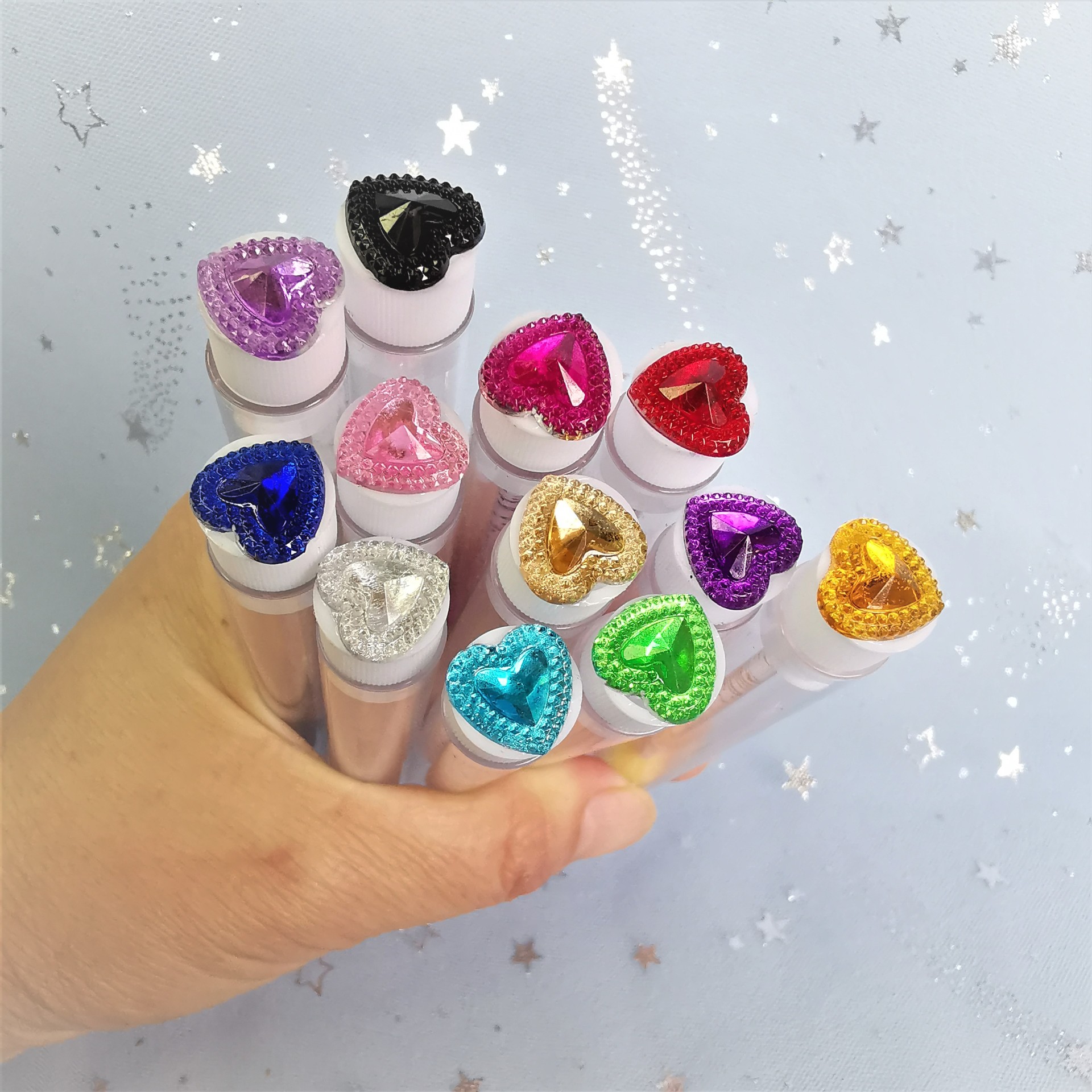 A variety of heart-shaped drill tube mascara brush test tube brush transparent tube mascara brush can replace multi-color cross-border wholesale