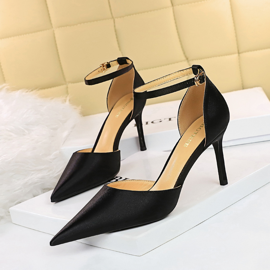 3091-1 European and American simple hollow women's shoes thin heel high heel shallow mouth pointed satin with hollow women's shoes sandals