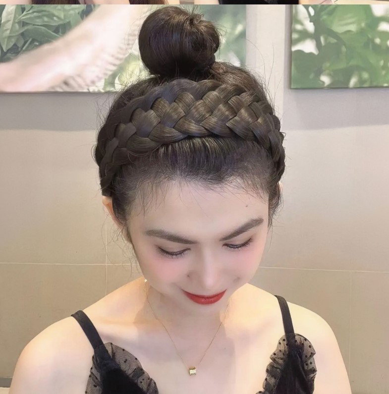 Widened thickened fish bone braided wig, hair hoop, integrated high cranial top Net Red hemp pressure hair hair hairpin wash face head band Female