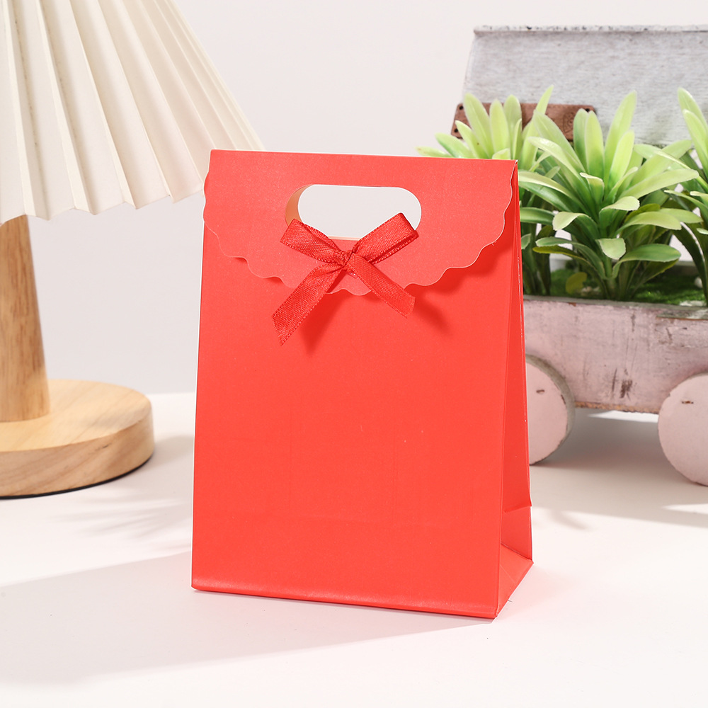 Solid color white cardboard bag color simple printing flip handbag printed LOGO dessert milk tea packing bag