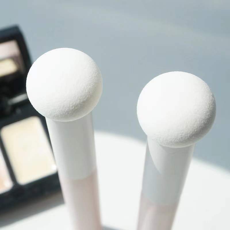Small Steamed Bread Concealer Brush Mushroom Head Concealer Brush Sponge Head Black Eye Circle Head Details Sponge Head