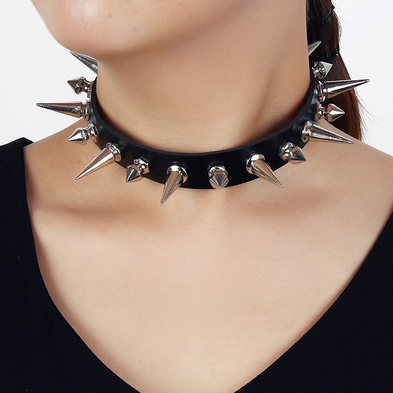 European and American Harajuku Style Black Punk Rock Leather Necklace Neck Chain Gothic Spike Trendy Fun Jewelry