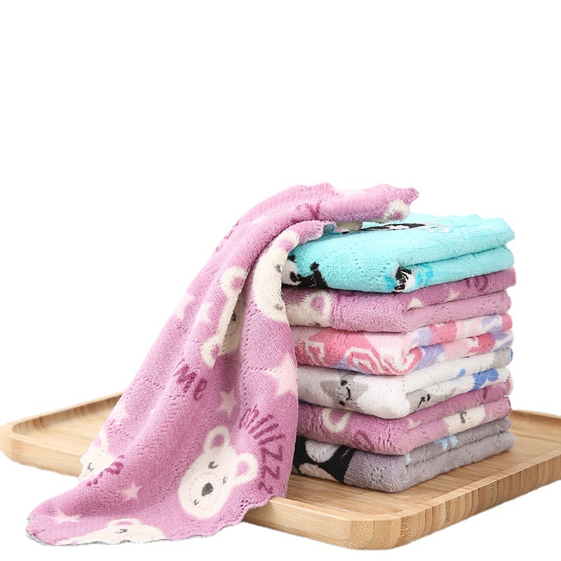 Printed Plaid coral fleece scouring pad dish towel absorbs water to remove oil stains and clean and easy to clean household cleaning rags