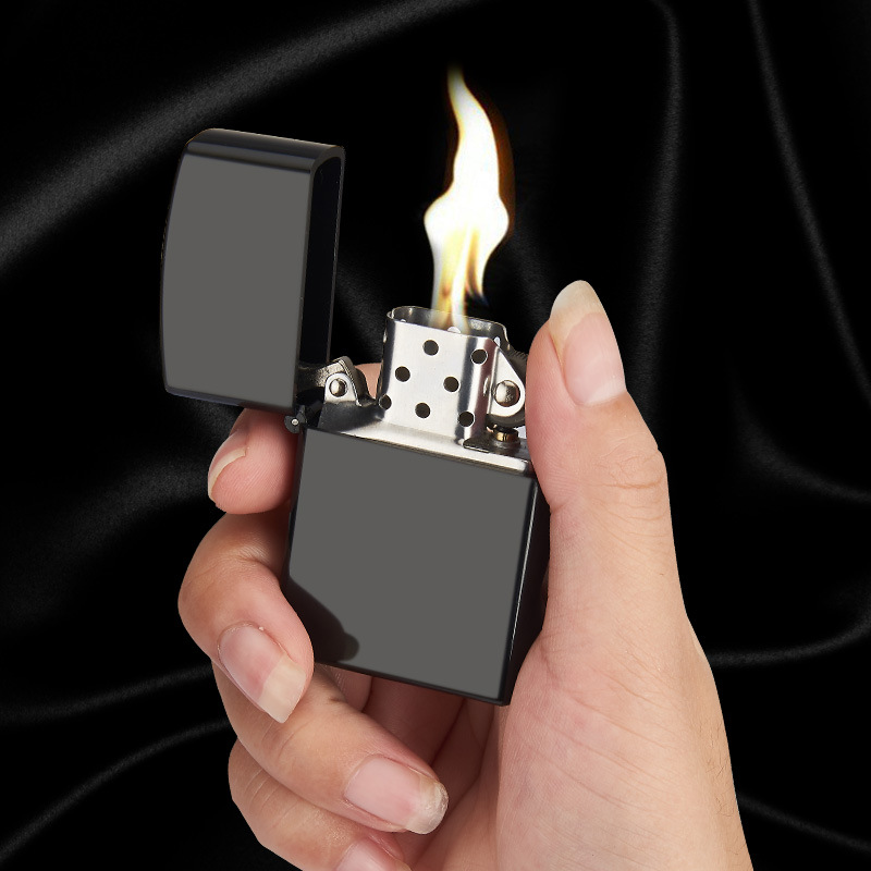 Wholesale metal windproof kerosene lighter classic old-fashioned nostalgic kerosene machine DIY advertising promotional gift lettering