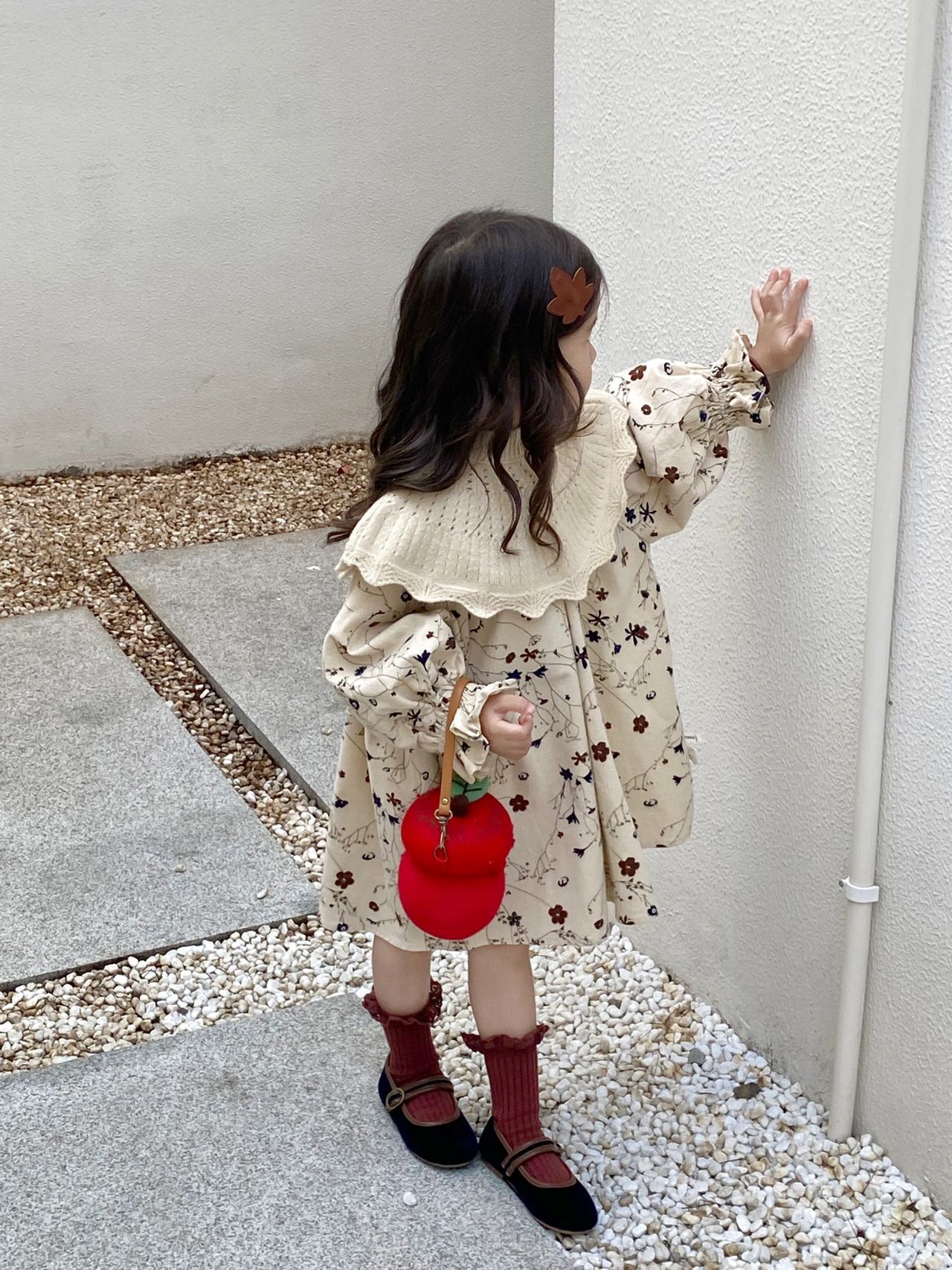 女童連衣裙2023秋裝氣質甜美碎花寬鬆磨毛公主裙+毛線披肩分開拍