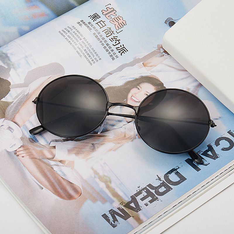 Vintage Round Sunglasses Adult Prince's Mirror Men's and Women's Wedding Sunglasses Metal Round Toad Glasses Stall Glasses