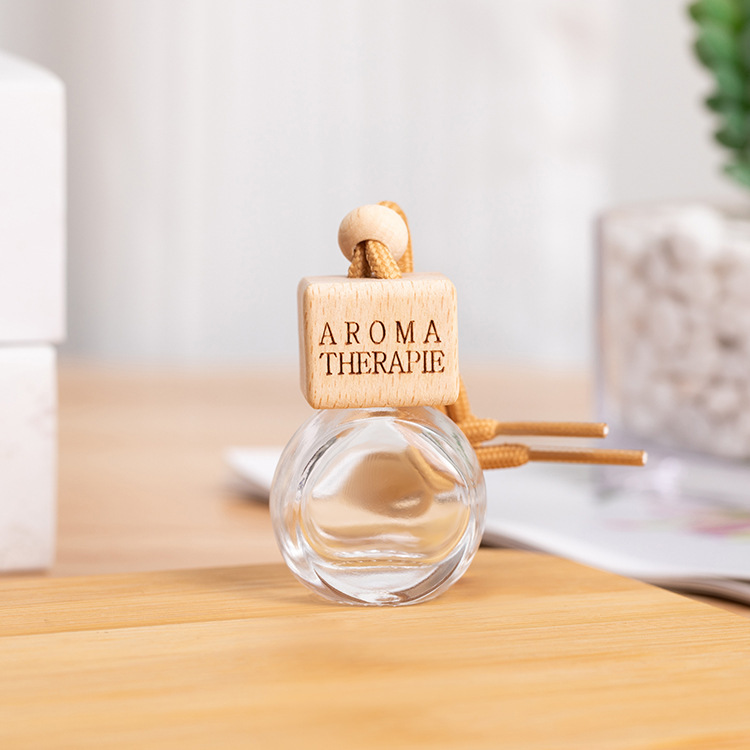 Car Interior pendant car perfume empty bottle creative Big Four square bottle multiple bottle specifications factory direct sales