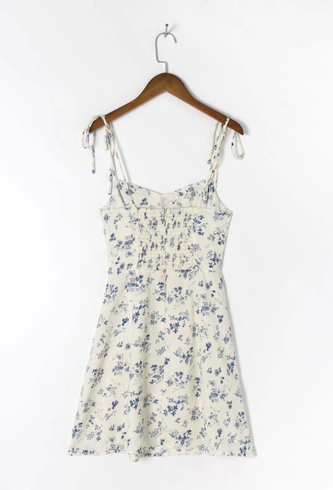 2023 Floral Print Dress Summer Women's Sling Lace-up V-Neck Waist Slimming A- line Skirt Women's Short Skirt
