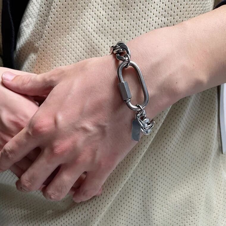 carousel-thumb-3