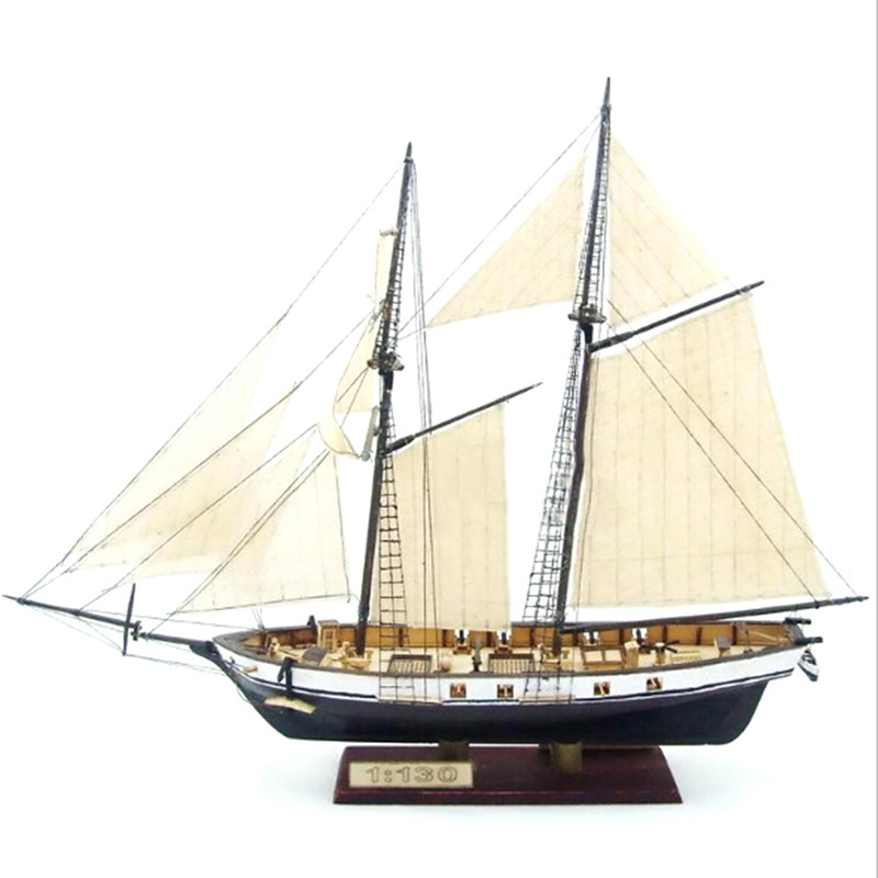 Wood assembled Harco Newport Naxx Harvey Filet classical Western ship set material.