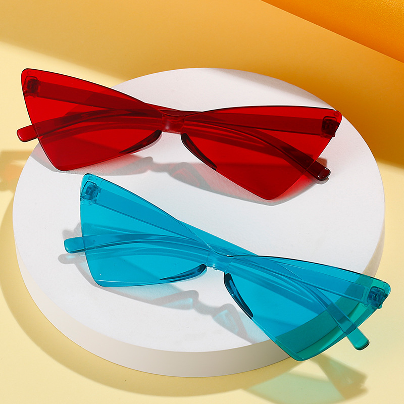 007 New Triangle Cat's Eye Sunglasses All-in-One Mirror Bow-shaped Internet Celebrity Women's Candy Color Street Photographic Glasses