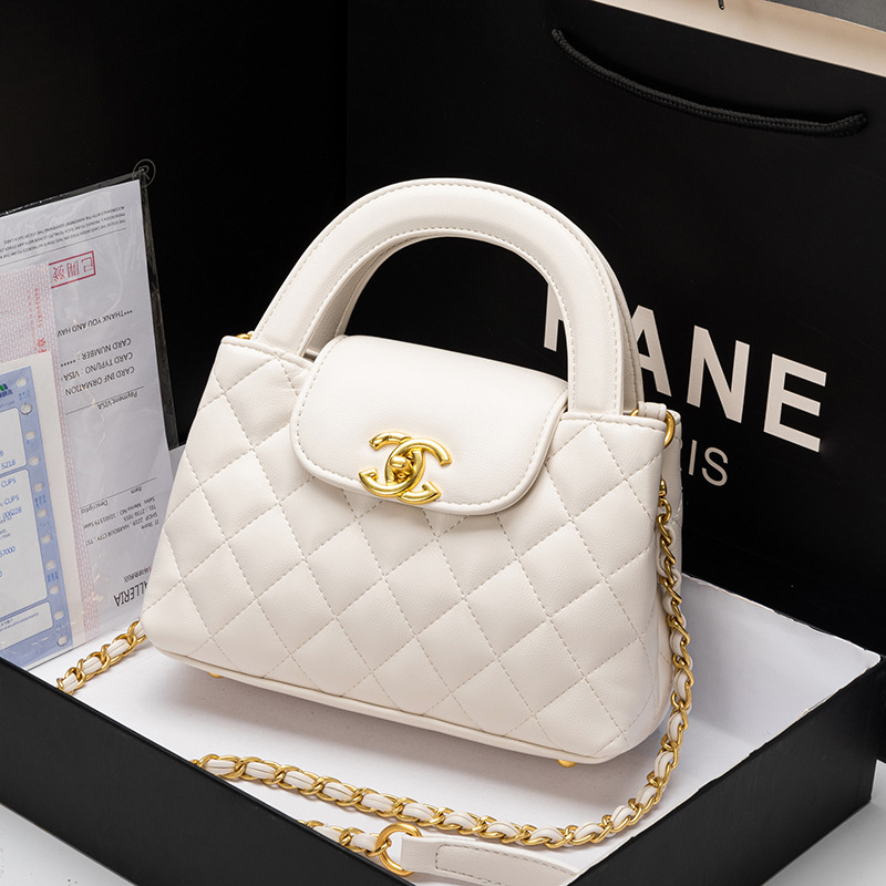 High-Grade little Zhongxiang grandma rhombus bag all-match Fashion genuine leather Chanel style portable shoulder bag 2024 New