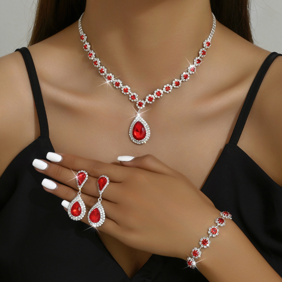 Factory wholesale wedding bridal jewelry suit necklace stud earrings bracelet three-piece set full diamond flower multi-color suit