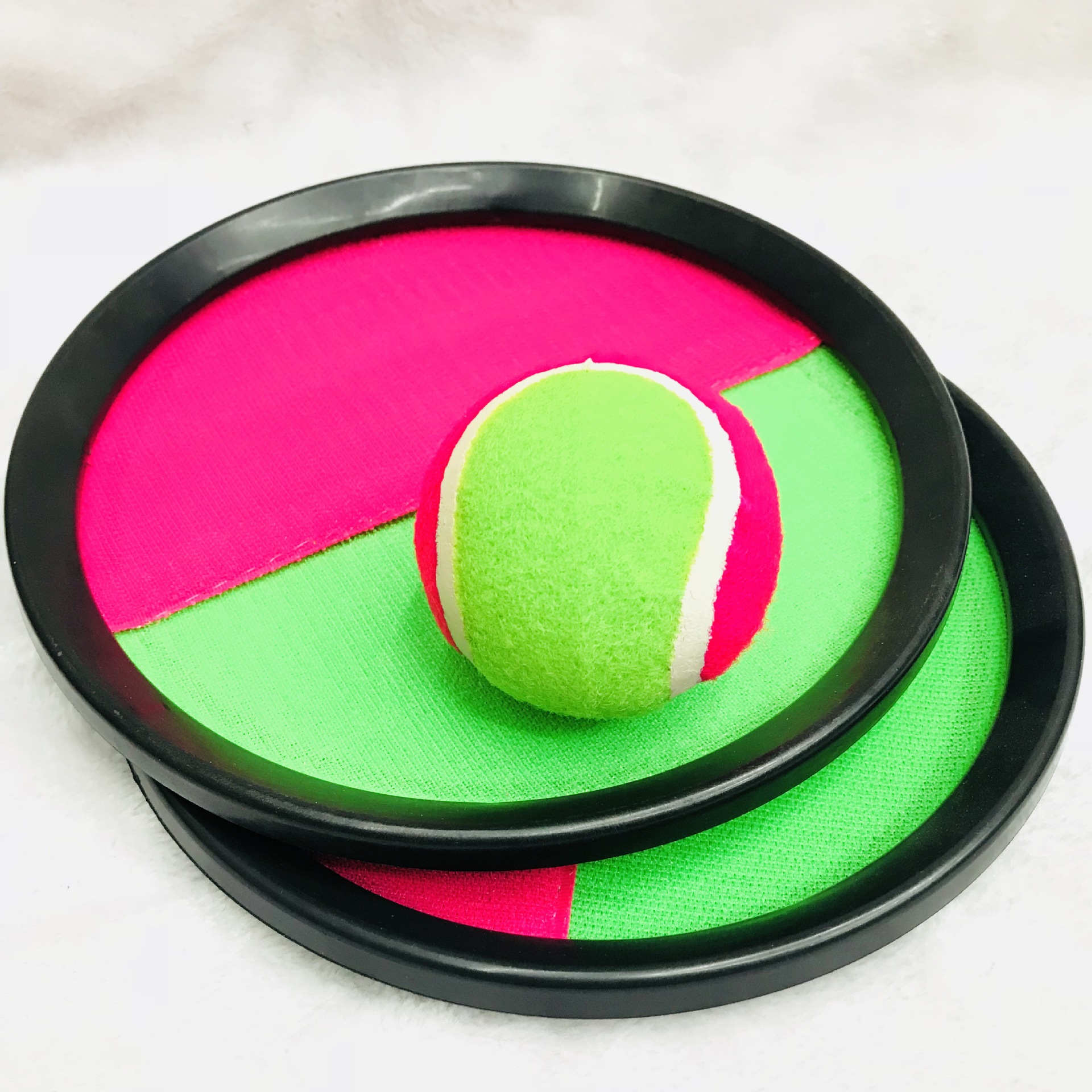 Factory direct sticky ball toy sticky target ball throwing ball sucker ball throwing sticky target ball set palm sticky target