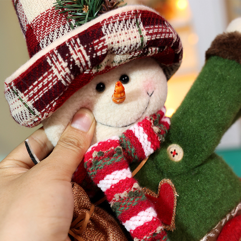 Cross-border Christmas Curtain Buckle Christmas Vintage Plaid Curtain Hug Decorations Old Man Snowman Elk Curtain Side Hug