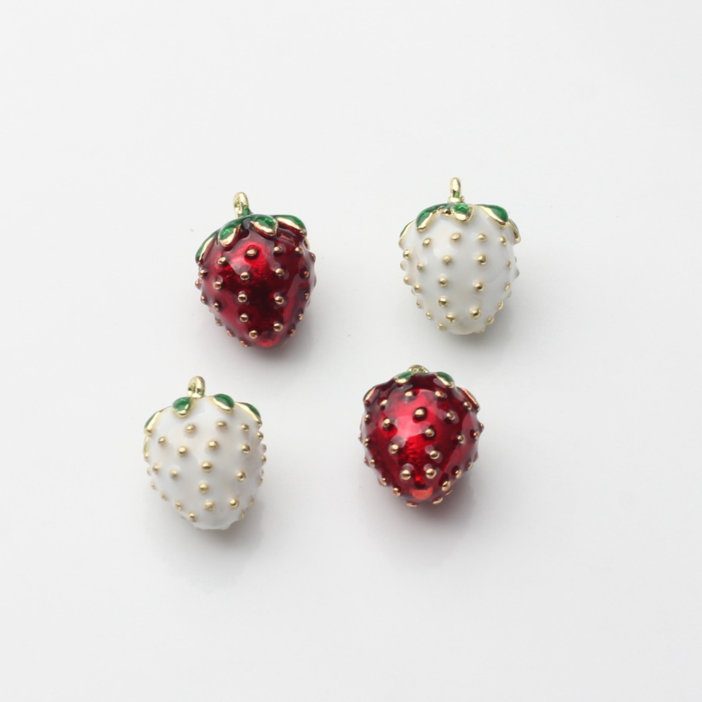 Korean version of small fresh alloy oil drop three-dimensional fruit strawberry cute small pendant diy Handmade Jewelry earrings accessories