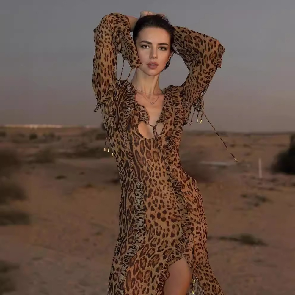 2024 cross-border Amazon AliExpress chiffon sexy leopard print dress ruffled front slit long-sleeved dress HY104