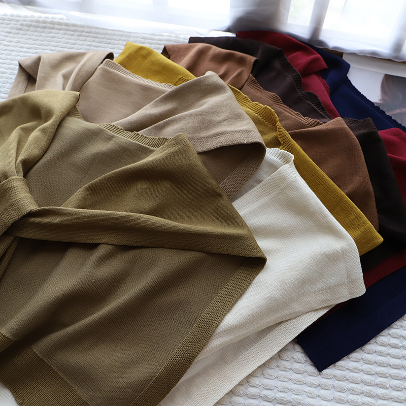 [Bizheng] 2023 Frühherbst neue Damenbekleidung im koreanischen Stil, modischer, allgleiches, einfarbiger Strickschal im westlichen Stil, Schulter 8856_voghion.com