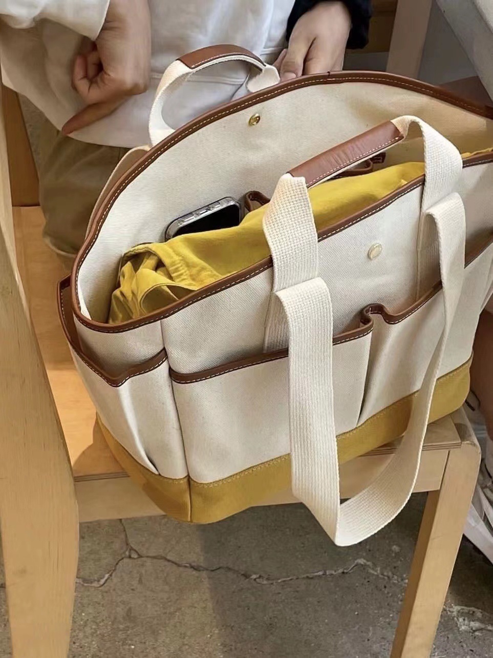 Korean-style Niche Patchwork Canvas Bag Large Capacity Multi-compartment Portable Mother and Baby Mummy Bag Practical Commuter Tote Bag_voghion.com
