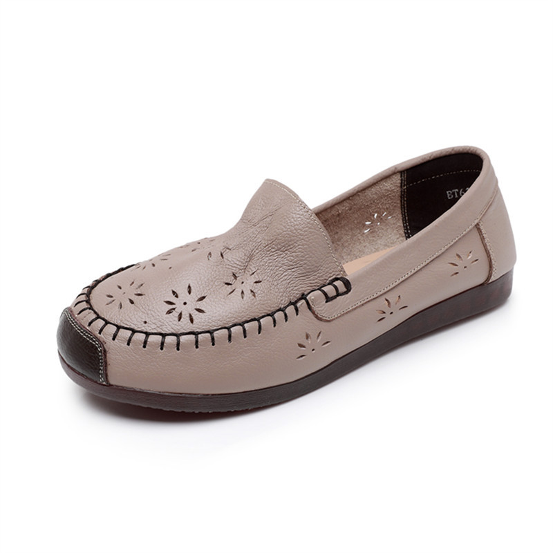 Vintage Handmade Soft Cowhide Comfortable Soft Bottom Mother Shoes Single-Layer Shoes Hollow Women's Shoes Large Size Wide Running Women's Shoes 6128
