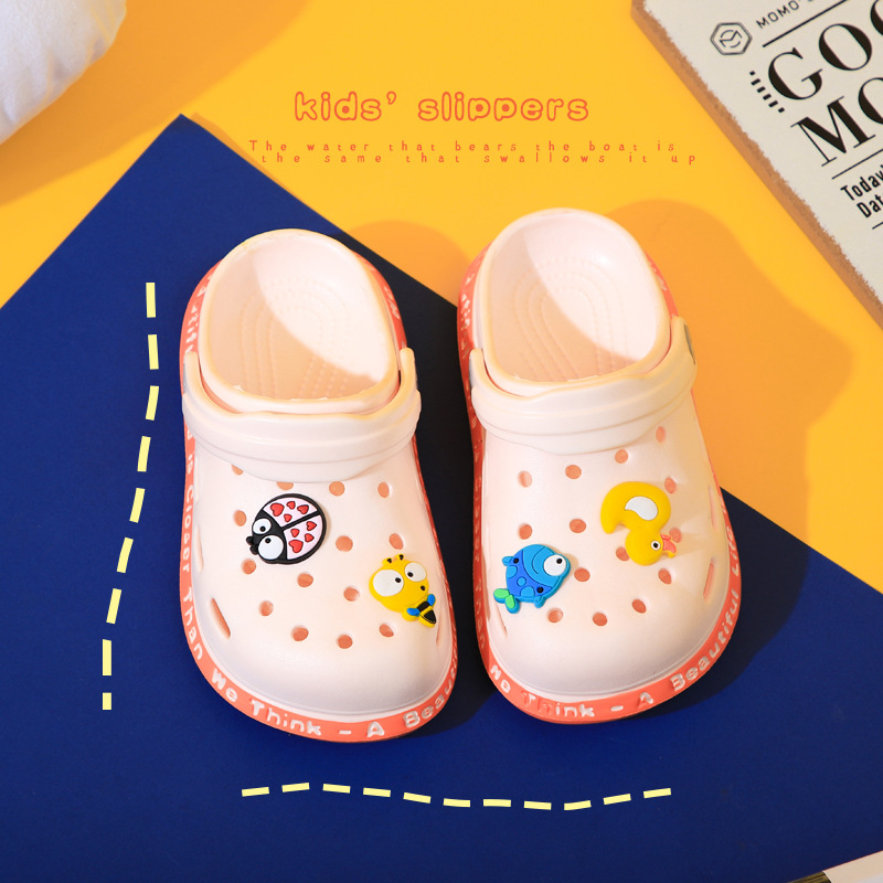 EVA children Baotou hole shoes summer girls indoor home Bath non-slip children cartoon sandals wholesale