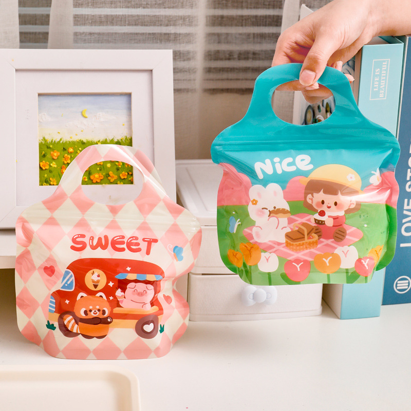 Cartoon children's candy bag cute ziplock bag gift storage bag portable gift storage bag snack packing bag