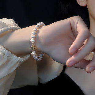 Retro geometric irregular freshwater pearl bracelet fashion design bracelet temperament high-end jewelry wholesale women