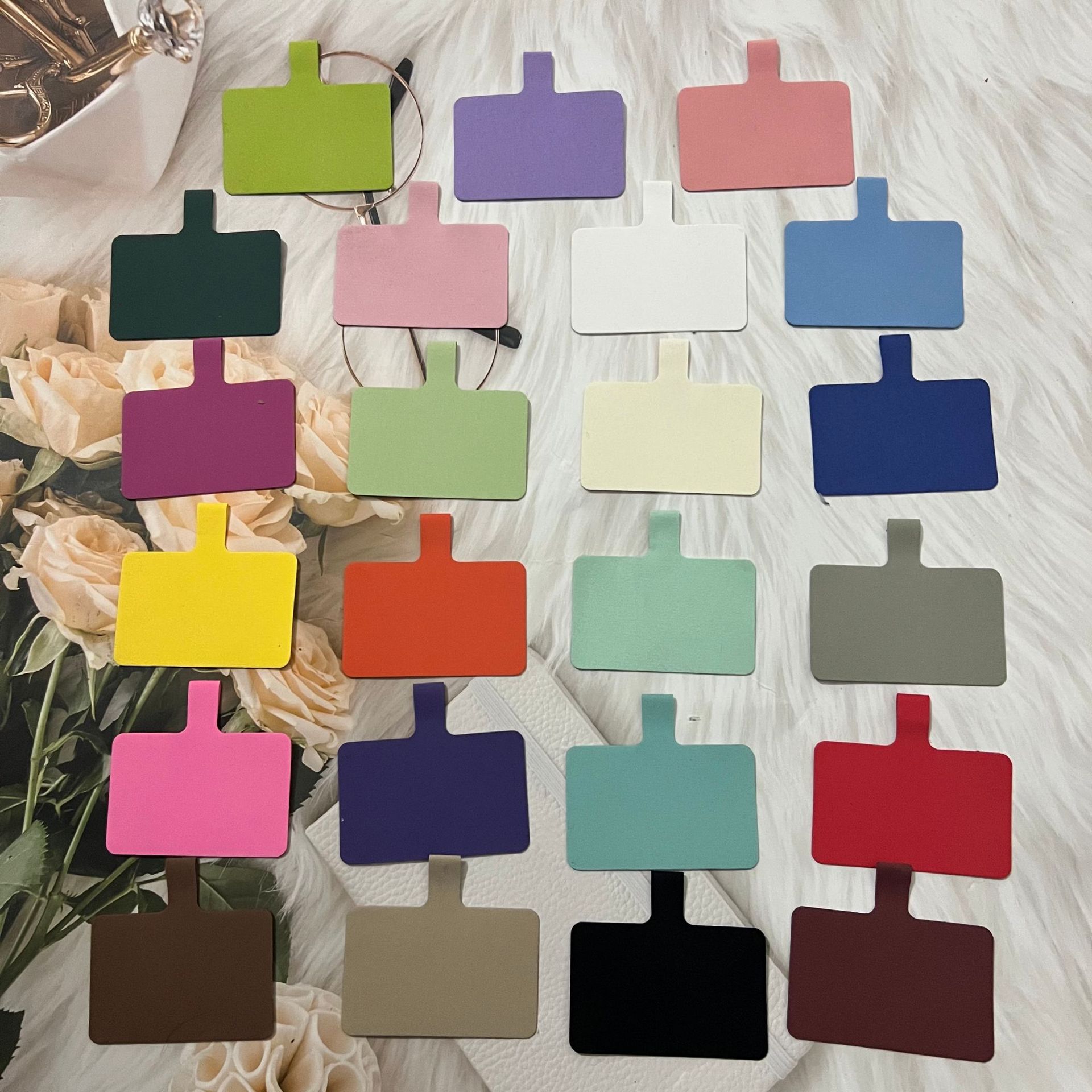 Mobile Phone Gasket Lanyard Patch Hanging Pieces Fixed Clip Hanging Neck Rope Crossing Mobile Phone Case Universal Anti-loss Adjustable Rope