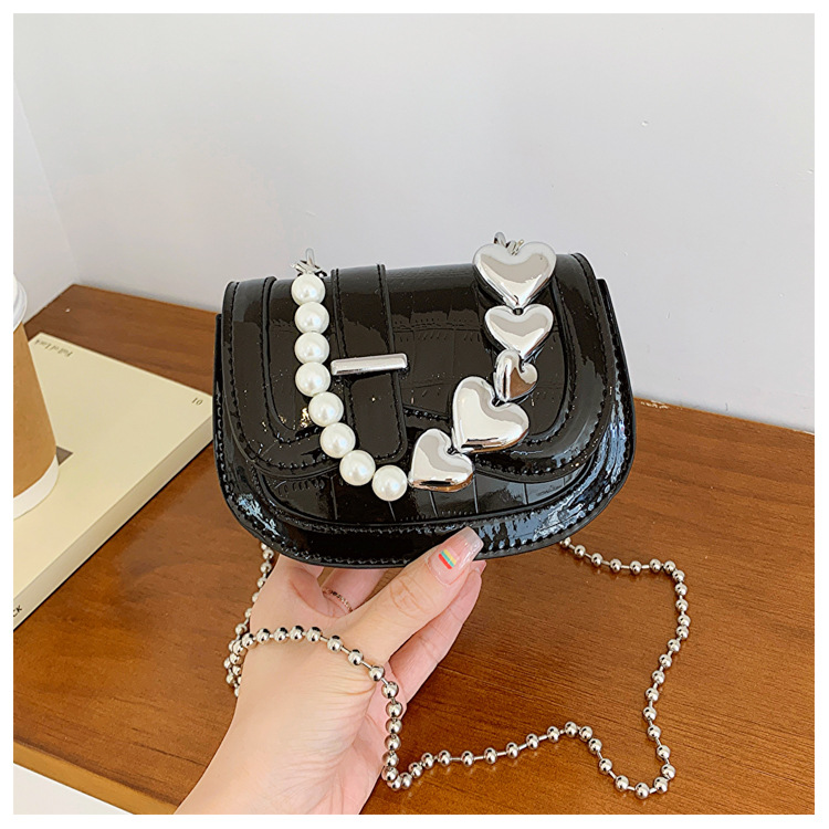Korean Style Mini Small Bag Women's 2024 New Summer High-end Texture Oblique Bag Fashionable Bright Chain Shoulder Bag