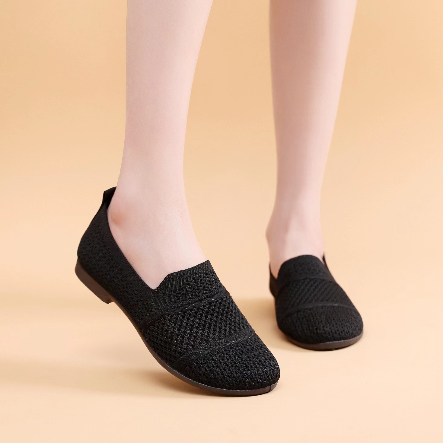New spring women's cloth shoes wholesale fashion casual women's shoes flying woven breathable shoes women's slip-on women's shoes