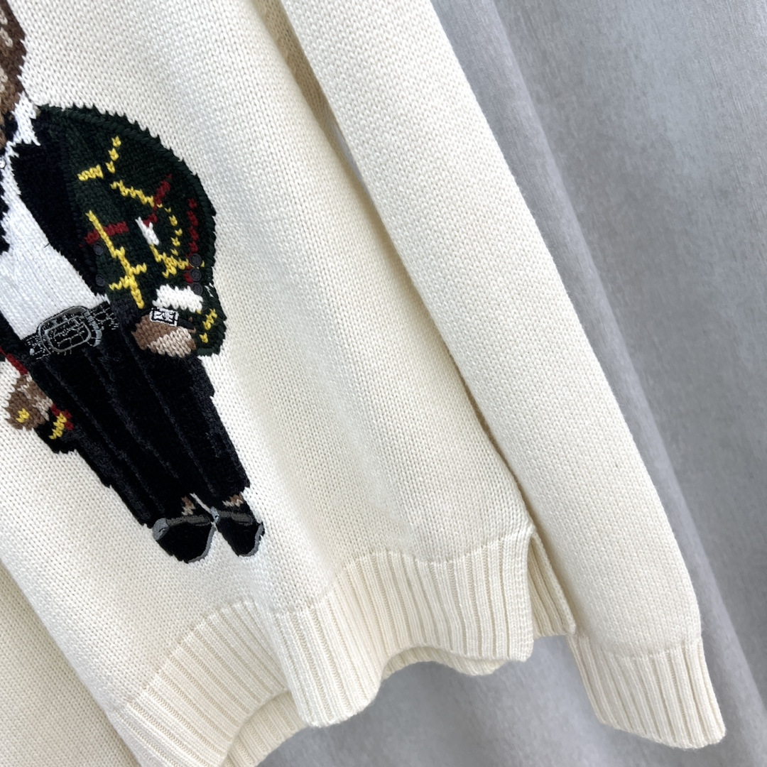 2023 autumn and winter New Wool heavy industry cartoon bear round neck college age-reducing versatile sweater for men and women