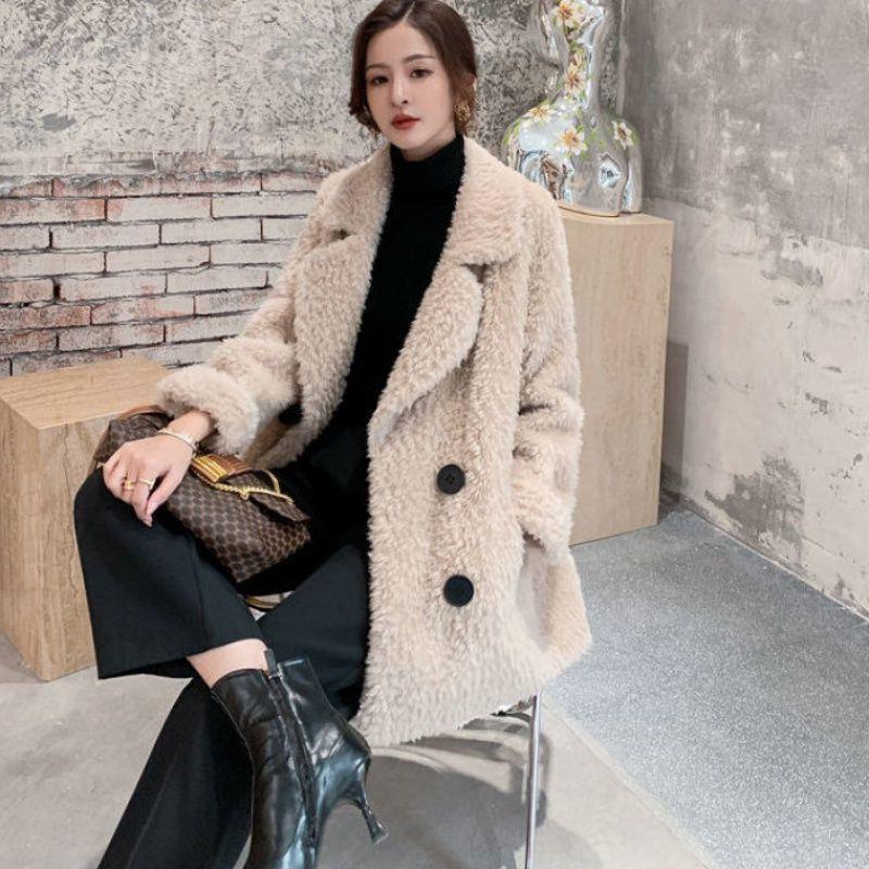 Winter mid-length fleece coat for women 2023 new suit collar lambswool fur integrated granular fleece coat_voghion.com