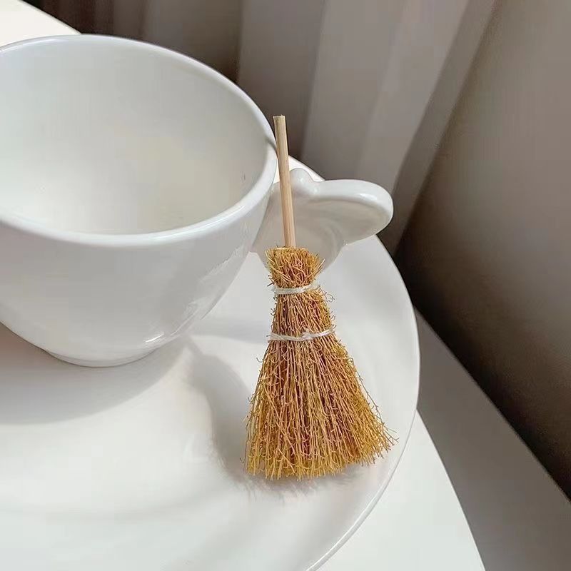 Funny Creative simulation broom hairpin girl cute side bangs duckbill clip Internet celebrity hairpin headdress hair accessories for women