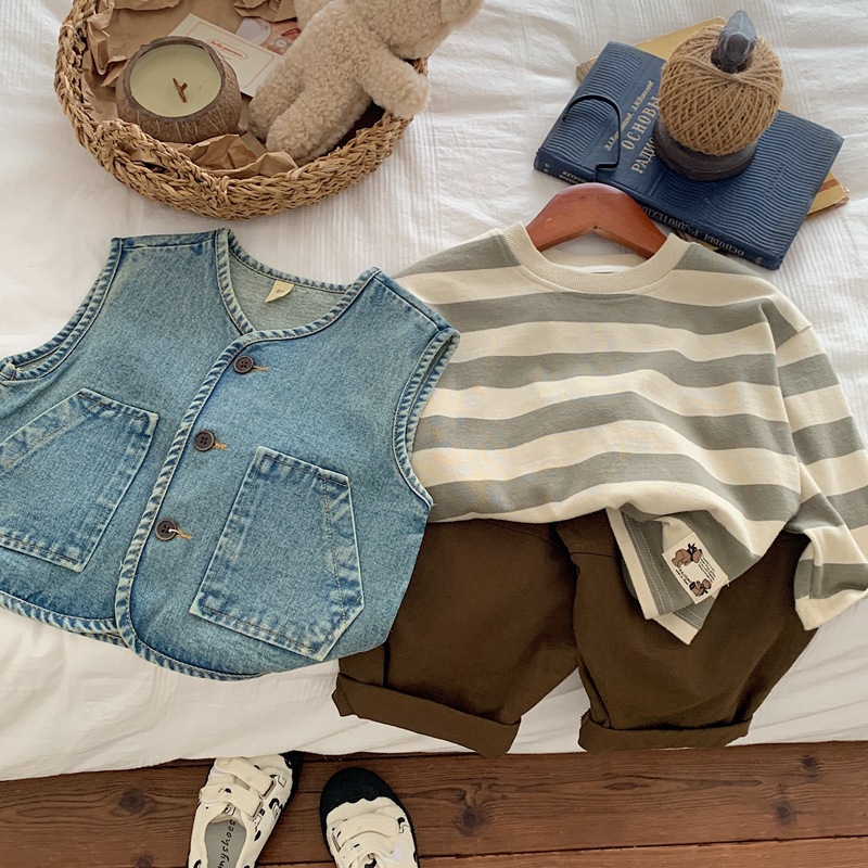 2024 children's clothing spring and autumn new children's Korean denim vest boy's autumn coat retro distressed children's top