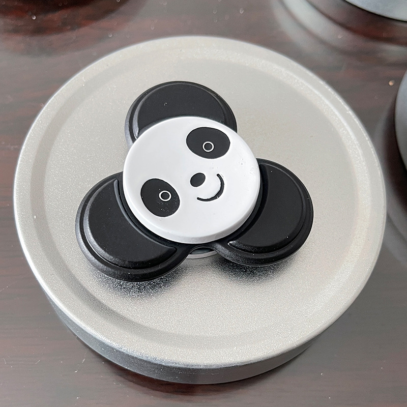Factory Direct Sales New Panda all-metal fingertip gyro transfer pier decompression finger gyro rotary gyro wholesale