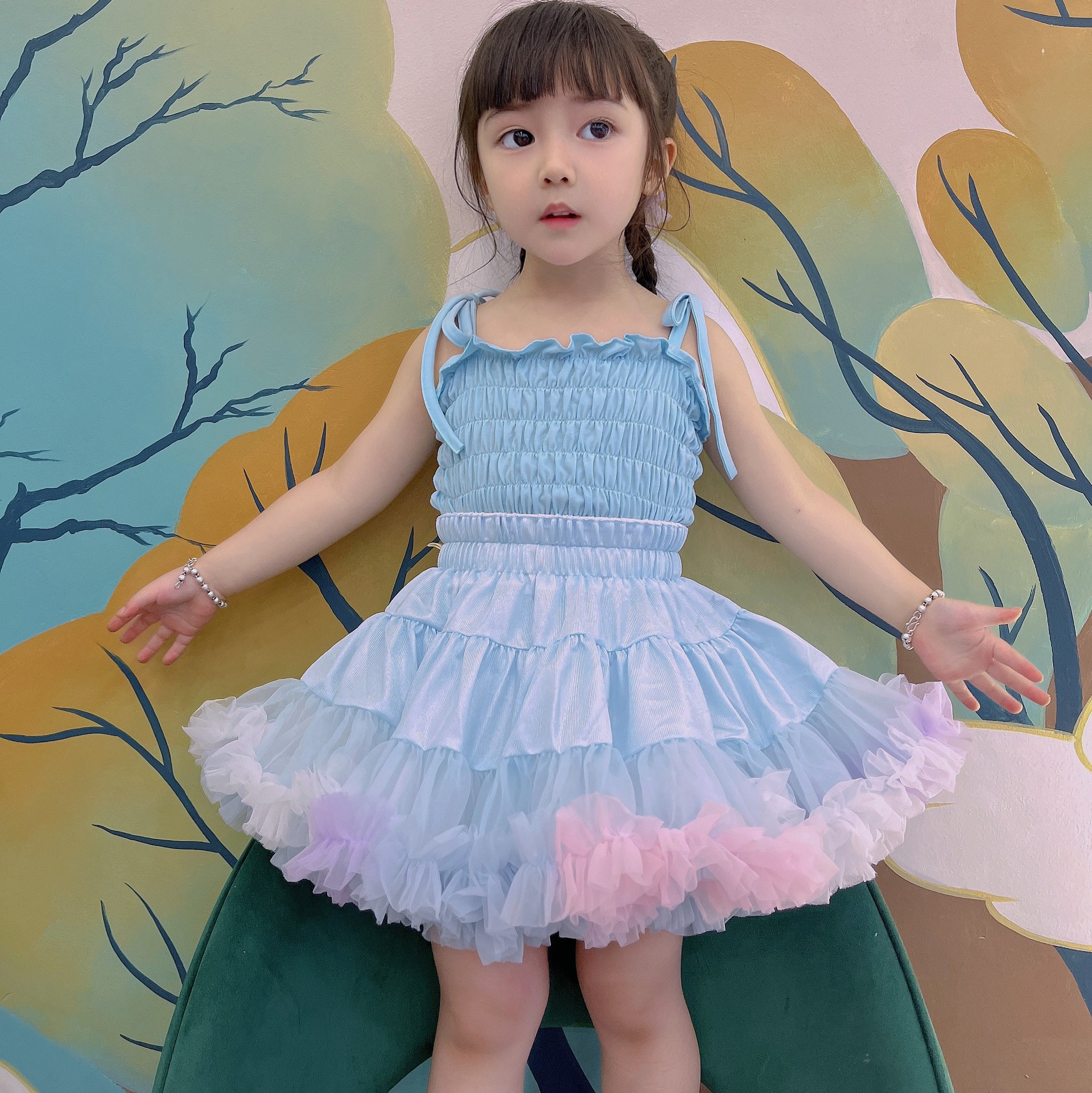 Tug skirt factory brand TUTU skirt children's clothing genuine goods convex skirt Lori drop skirt with enlarged puff skirt rainbow skirt