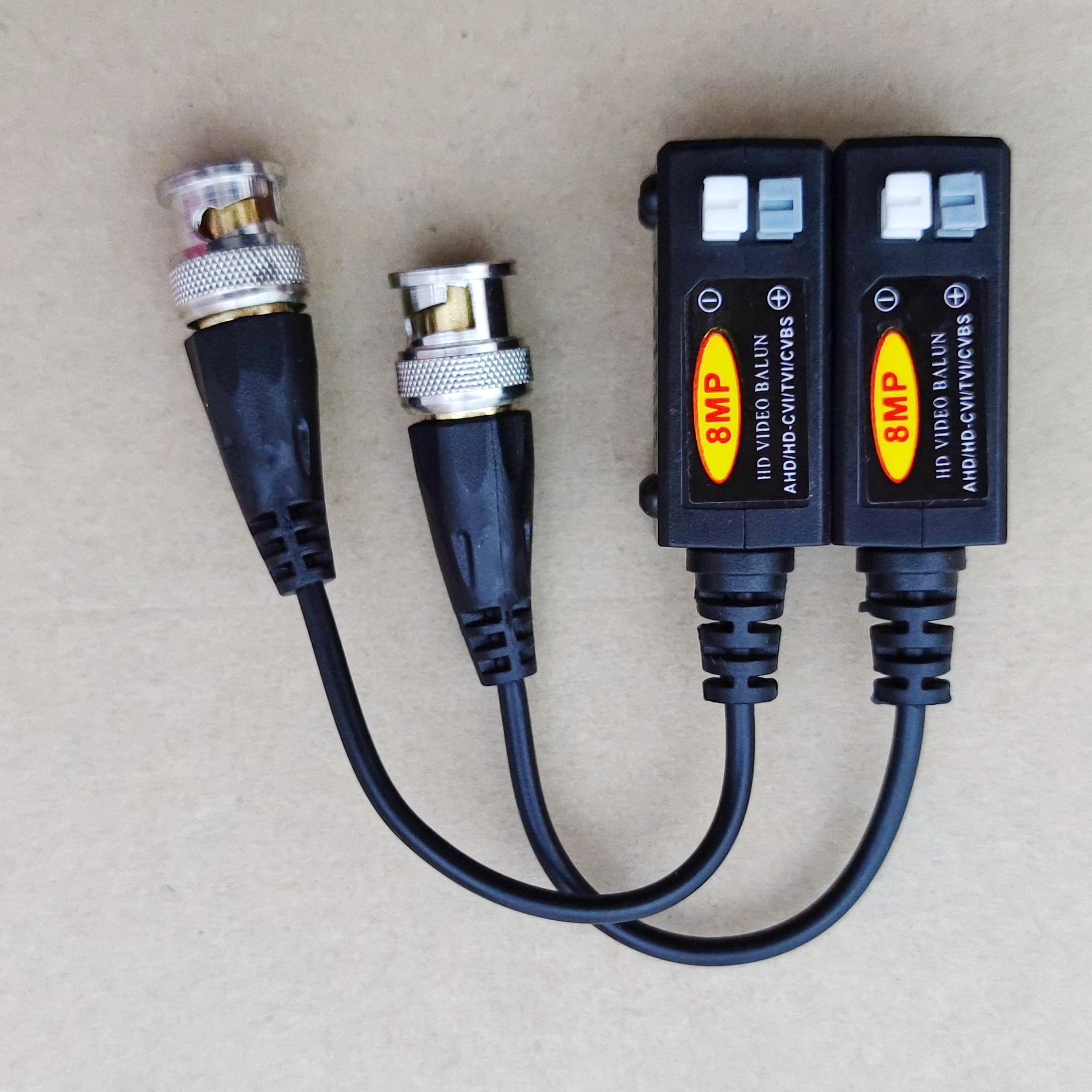 8MPCVBSAHDCVITVIUTP four-in-one surveillance coaxial HD analog camera twisted pair transmitter