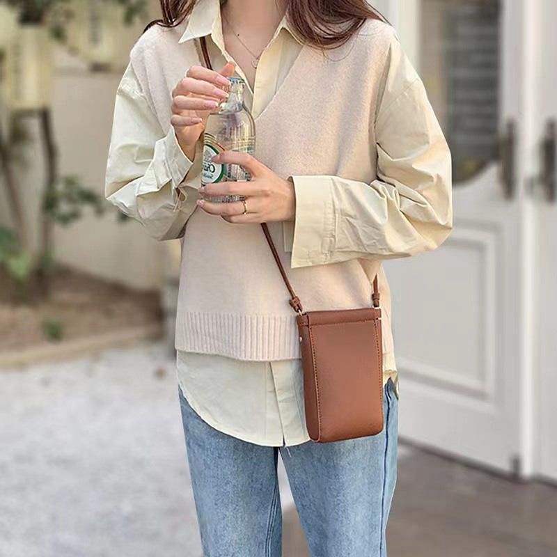 Mobile Phone Bag Japanese and Korean Art Retro Style Vertical Mini Crossbody Small Bag Lightweight Simple All-match Walking Shoulder Bag