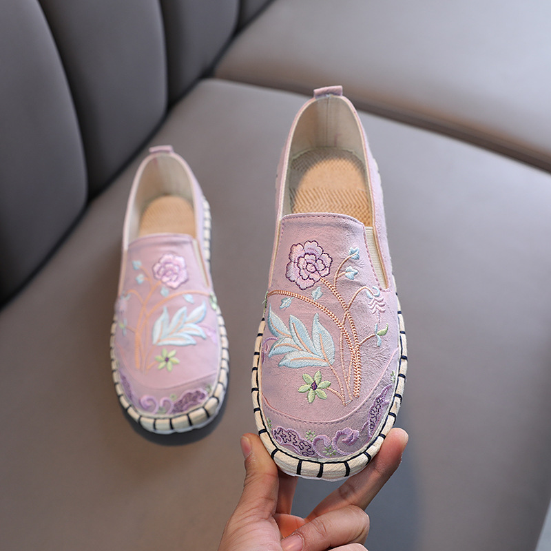 2022 New Old Beijing Embroidered Shoes Embroidered Shoes Hanfu Shoes