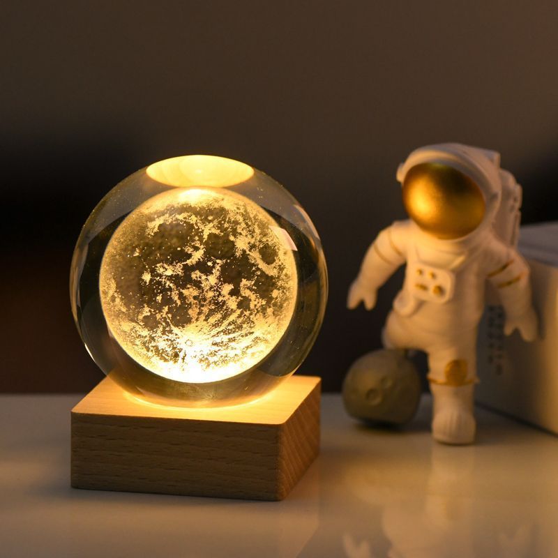 創意発光宇宙飛行士水晶玉置物3d内彫刻星空女子学生デスクトップ小夜灯プレゼント誕生日プレゼント|undefined