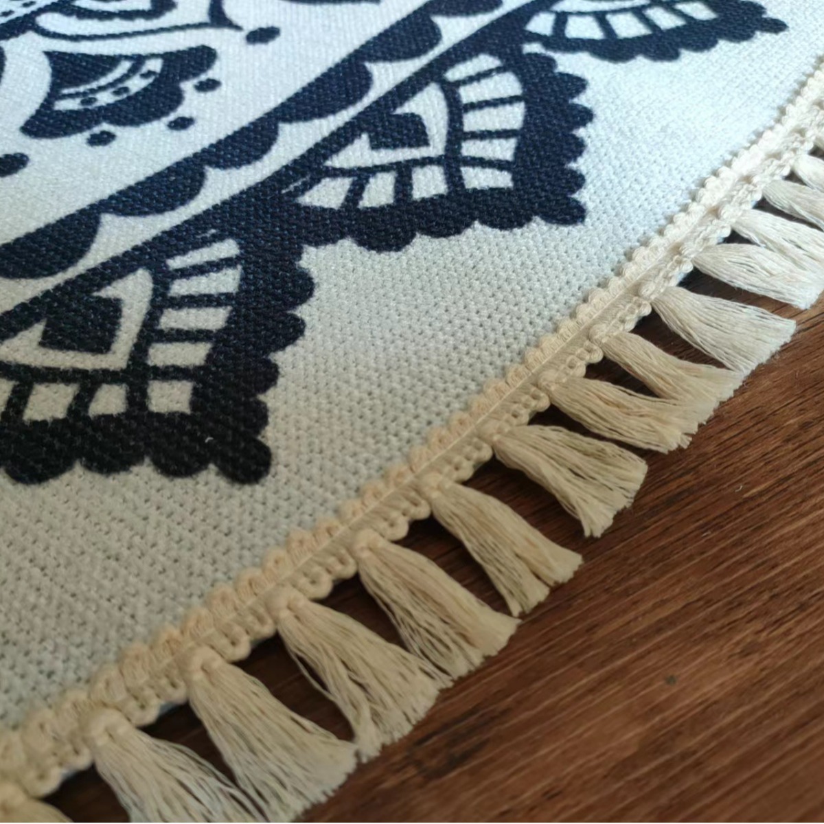 Cross-border Foreign Trade Imitation Cotton and Linen Retro Bedroom Living Room Bedside Carpet Floor Mat Living Room Dirt-resistant Tassel Printed Round Carpet