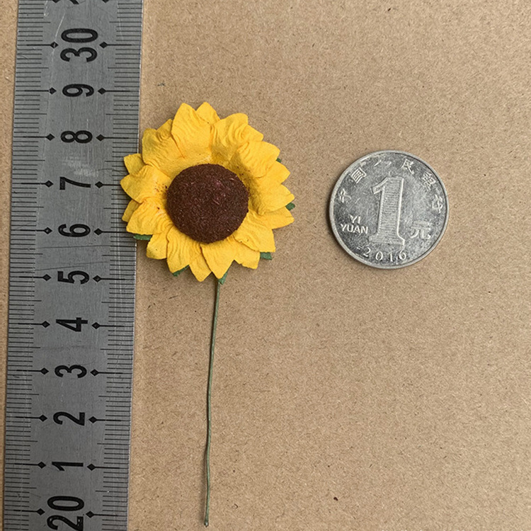 Spot simulation sunflower sunflower paper flower birthday card candy box packaging accessories DIY wedding gift box
