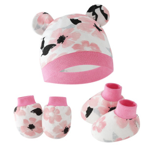 Foreign trade European and American newborn tire cap anti-scratch gloves foot cover baby hat foot cover baby hat three-piece set 8326