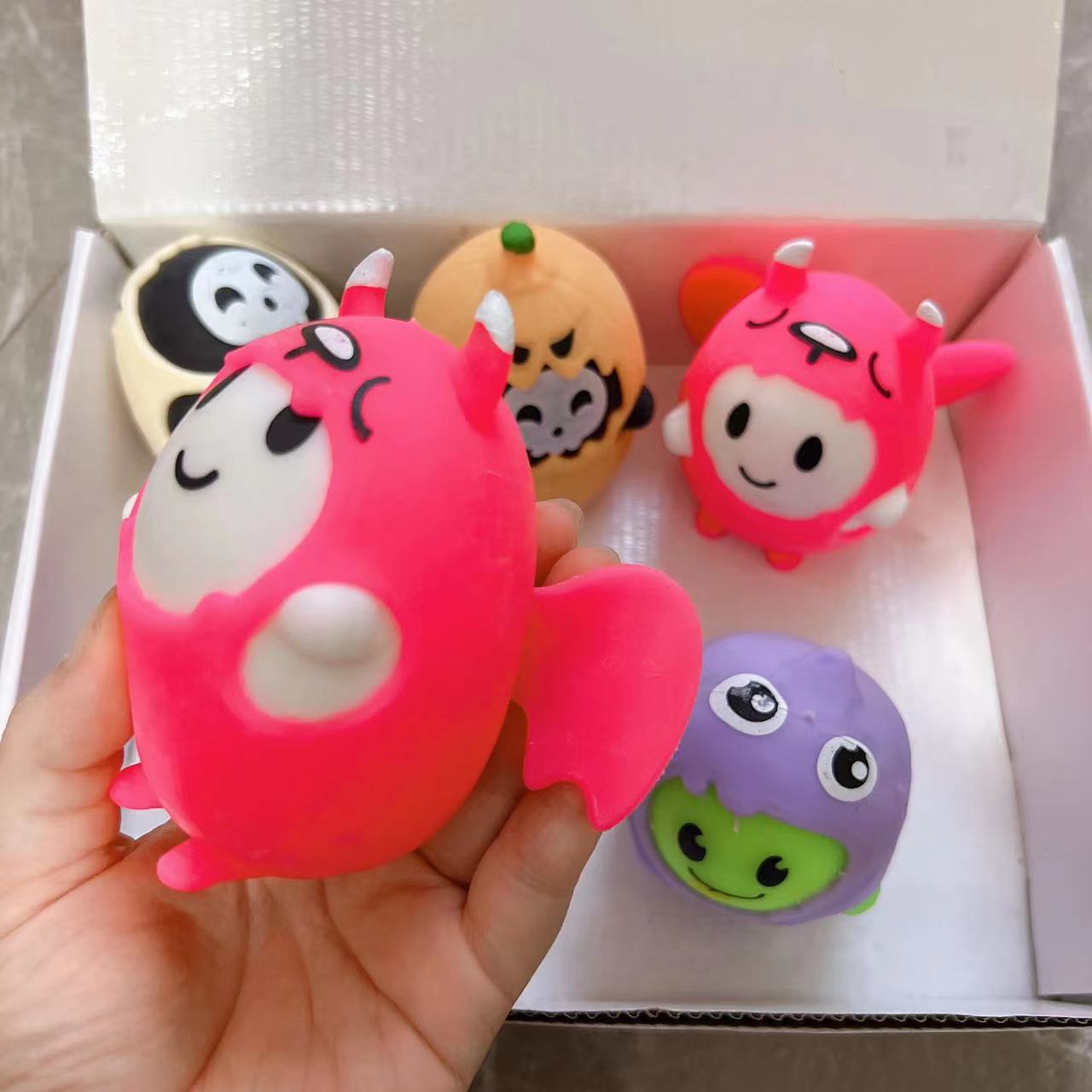 Factory in stock Halloween pinch music changing toy decompression vent cute ghost decompression toy wholesale