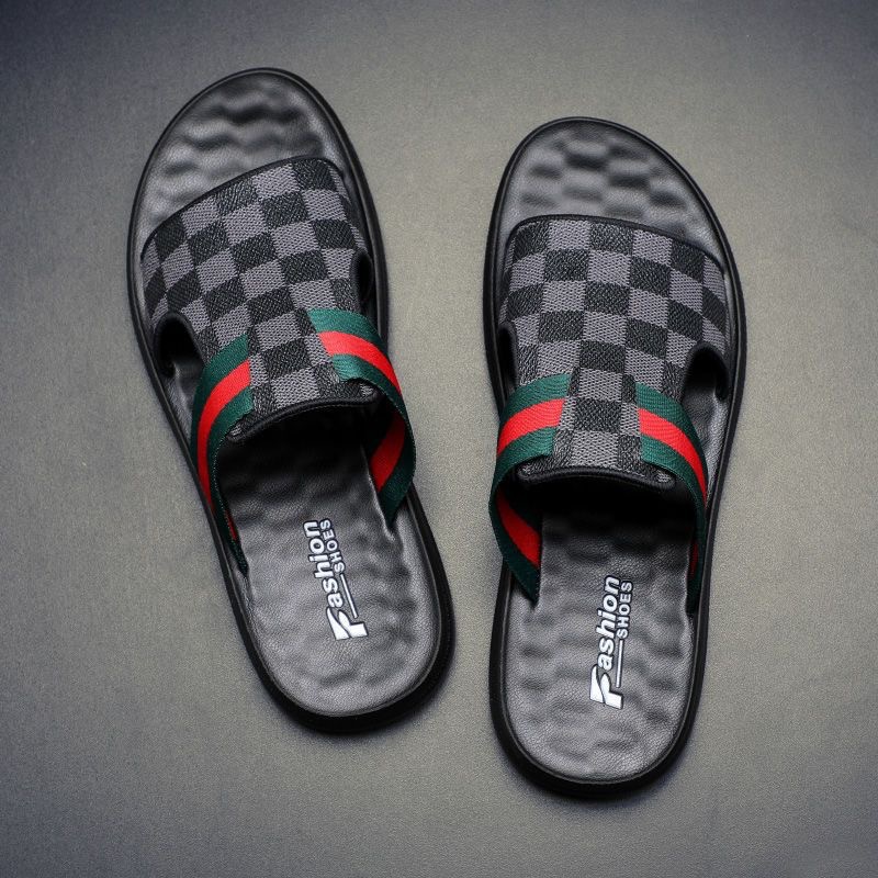 Sandals Men's 2025 Summer New Plaid Beach Shoes Sandals Outdoor Casual Trendy All-match Slippers Vietnam Men's Shoes