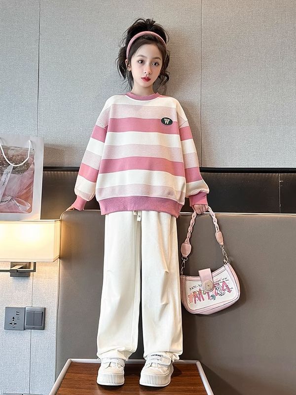 Girls' sweater Spring and Autumn 2023 new western style children's autumn fashionable clothes girls' loose top suit