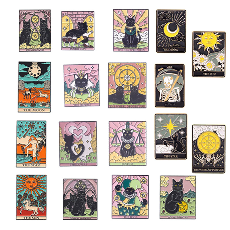 Creative Tarot Card Series Metal Badges Accessory Cute Cat Clown Skull Animal Shaped Enamel Brooch