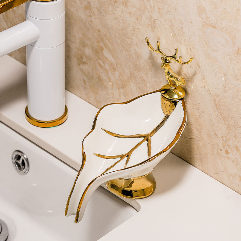 Wholesale Soap Box Light Luxury Ceramic Household Soap Dish Draining Bathroom Toilet Creative No Water Soap Box Dish