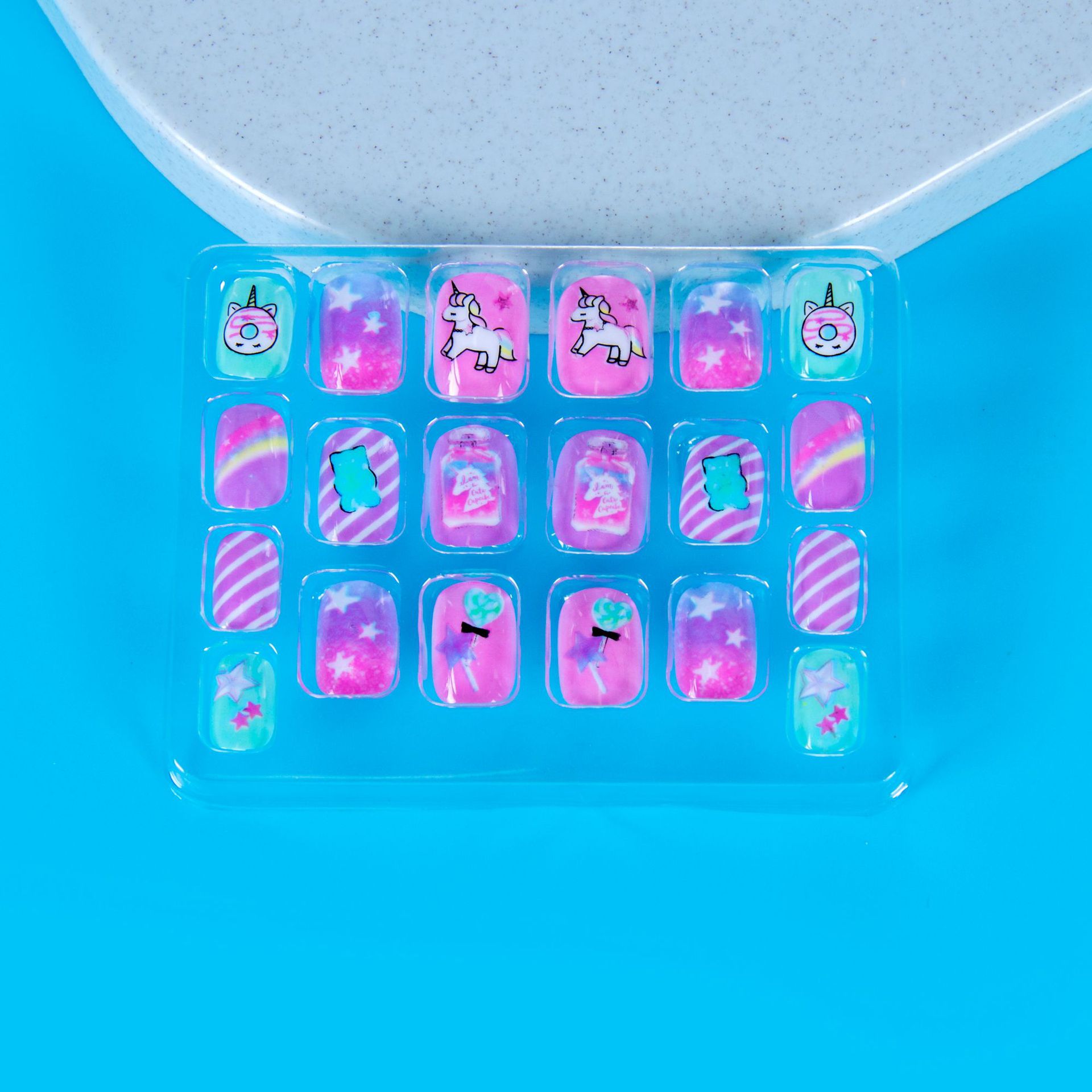 New 20 pieces boxed children's wear nail finished nail patch cartoon unicorn fake nail with adhesive nail piece