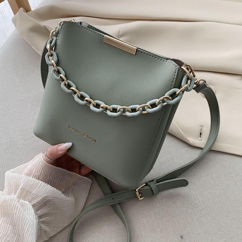 Internet celebrity textured popular bag for women 2023 new trendy fashionable western style all-match ins shoulder messenger bag for women